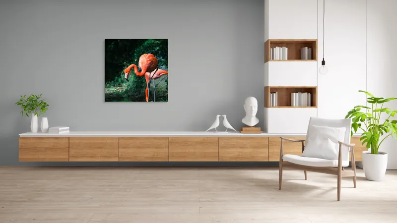 Tablou Canvas, "Flamingo în lumina dimineții răcoroase", Flamingo, Eleganță, Frumusețe, Natură, Roz, Verdeață, Grație, Reflecție, 100 x 100 cm – poza 8