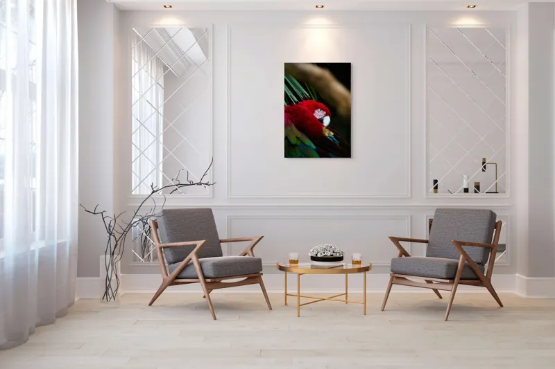 Tablou Canvas, "Papagal odihnindu-se în verdele tropical", Roșu, Papagal, Penaj, Frumos, Diversitate, Natural, Plante, Exotism, Textură, Privire, Culoare, 70 x 100 cm – poza 8