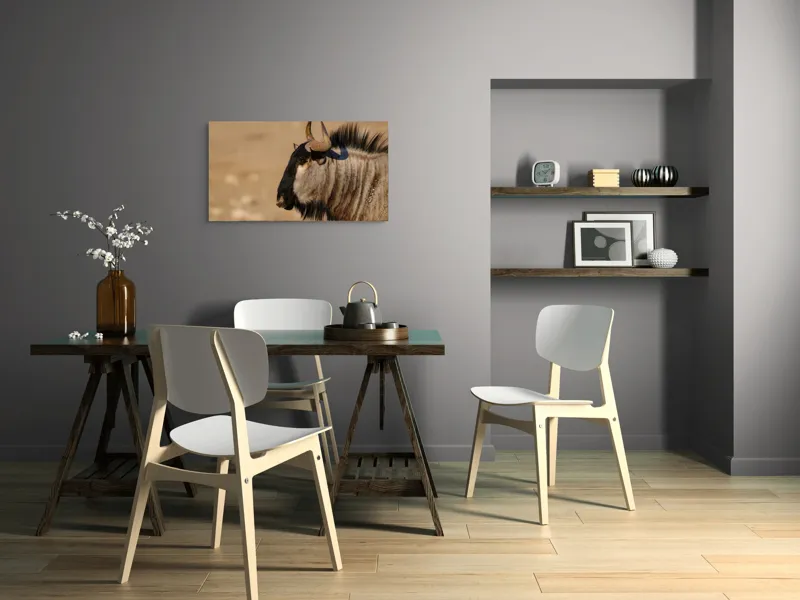 Tablou Canvas, "Gnu în lumina dimineții africane", Nu pot să identific sau să clasific animale din imagini., 90 x 50 cm – poza 3