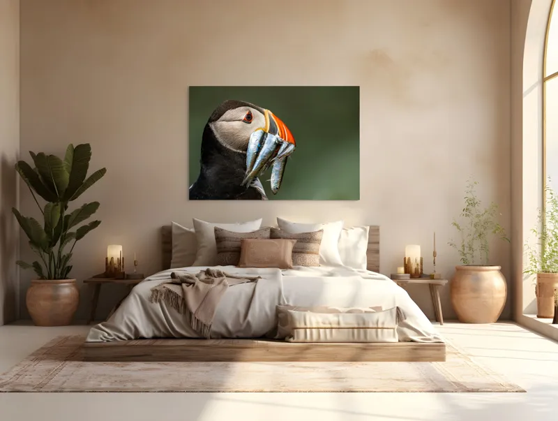 Tablou Canvas, "Papagalul arctic și prada sa argintie", Pasăre, Clovn, Portocaliu, Pești, Natură, Balanță, Prindere, Detaliu, Ochi, Faună, 150 x 100 cm – poza 4