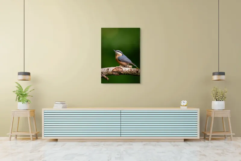 Tablou Canvas, "păsărea pe creanga liniștii verzi", Pasăre, Ramură, Verde, Penaj, Cer, Natură, Fragilitate, Liniște, Delicatețe, 70 x 100 cm – poza 5