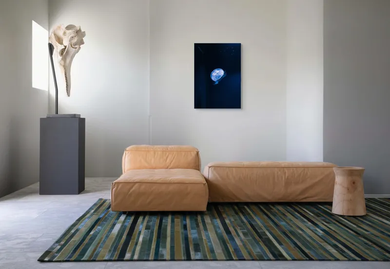 Tablou Canvas, "Lumina albastră a meduzelor misterioase", Mistic, Albastru, Lumină, Eteric, Ocean, Grație, Calm, Mister, 50 x 70 cm – poza 7