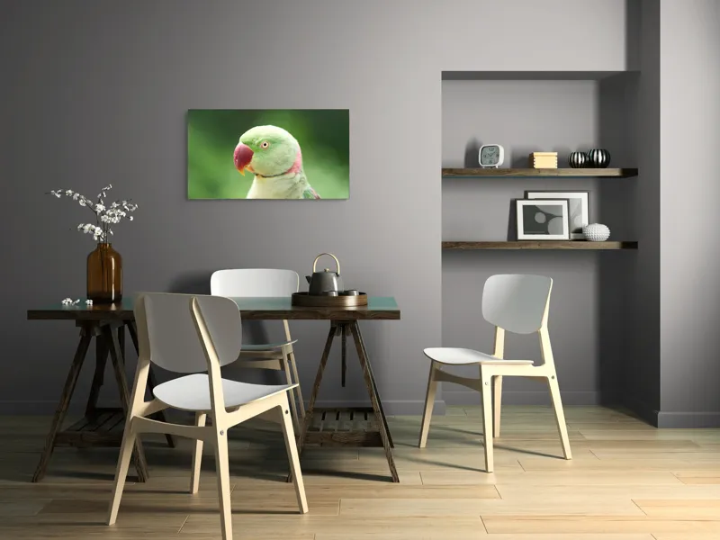 Tablou Canvas, "Papagalul fermecător în lumina dimineții", Papagal, Verde, Penaj, Ochi, Cioc, Roz, Fundal, Neted, Vibrant, Elegant, 90 x 50 cm – poza 3