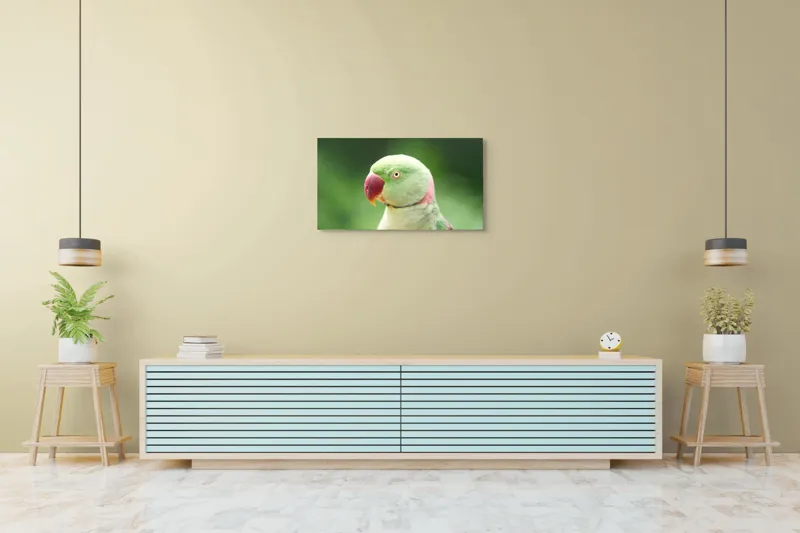 Tablou Canvas, "Papagalul fermecător în lumina dimineții", Papagal, Verde, Penaj, Ochi, Cioc, Roz, Fundal, Neted, Vibrant, Elegant, 90 x 50 cm – poza 5
