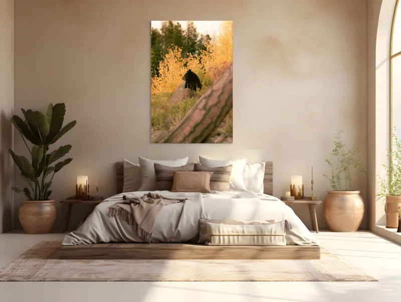 Tablou Canvas, "Ursul toamnei între frunze aurii", Urs, Toamnă, Pădure, Copaci, Frunze, Peisaj, Natură, Trunchi, Stâncă, Liniște, 100 x 150 cm – poza 3