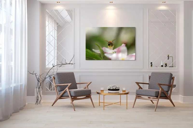 Tablou Canvas, "Albină pe floare primăvăratică", Alb, Delicat, Polenizare, Verde, Natura, Fragil, Aripi, Primavara, Foioase, Nectar., 150 x 100 cm – poza 7