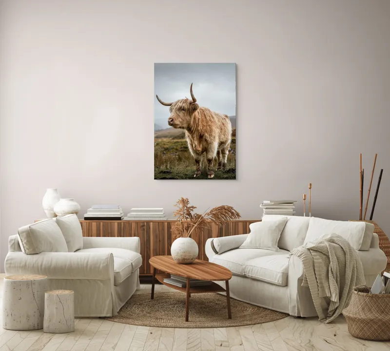 Tablou Canvas, "Boul pășește în peisajul nordic", Păr, Coarne, Plante, Nori, Peisaj, Cer, Verde, Animal, 70 x 100 cm – poza 4
