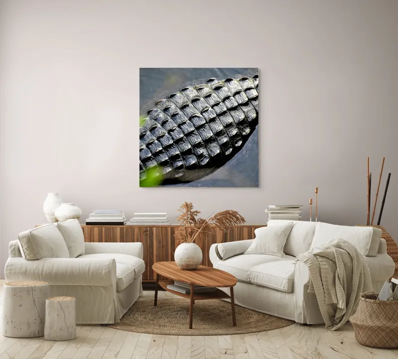 Tablou Canvas, "Textura armurii de crocodil în apă", Solzi, Textură, Reptilă, Apă, Natură, 100 x 100 cm – poza 3