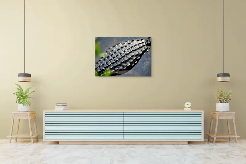 Tablou Canvas, "Textura armurii de crocodil în apă", Solzi, Textură, Reptilă, Apă, Natură, 100 x 70 cm – poza 4