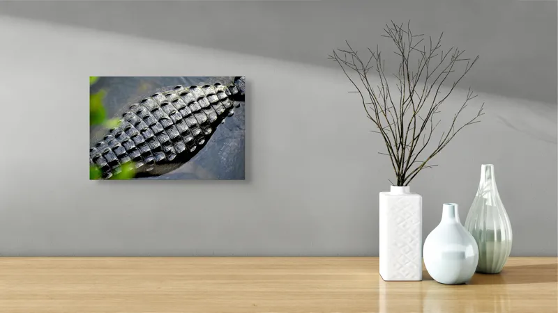 Tablou Canvas, "Textura armurii de crocodil în apă", Solzi, Textură, Reptilă, Apă, Natură, 39 x 26 cm – poza 8
