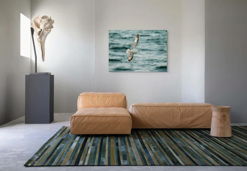 Tablou Canvas, "Zborul liniștit al pescărușului", Pasăre, Zbor, Ocean, Libertate, Aripi, Natură, Cer, Peisaj, Viață, Liniște, 100 x 70 cm – poza 7