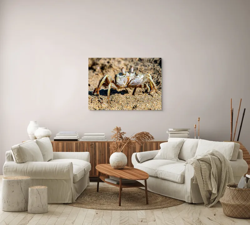 Tablou Canvas, "Crabul invizibil în nisipul auriu", Nisip, Crab, Ochii, Gheruțe, Textură, Natură, Mișcare, Culoare, Detaliu, Plajă, 100 x 70 cm – poza 3