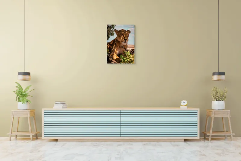 Tablou Canvas, "Leoaica sub umbra unui copac", Nu pot spune cine este în această imagine., 50 x 70 cm – poza 6