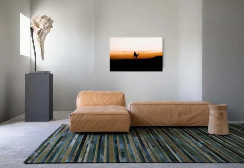 Tablou Canvas, "Călător în deșert la apus", Apus, Siluetă, Călător, Deșert, Cămilă, Orizont, Nisip, Cer, Umbre, Peisaj, 90 x 50 cm – poza 8