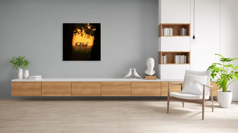Tablou Canvas, "Cerbi în lumina apusului aurit", Cer, Cerbi, Apus, Siluetă, Natură, Lumină, Copaci, 100 x 100 cm – poza 8