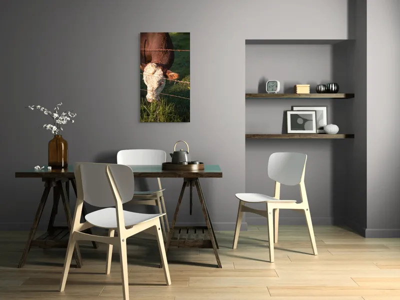 Tablou Canvas, "Vaca pășunând lângă gardul de sârmă", Iarbă, Apus, Vacă, Gard, Sârmă, Verde, Blând, Natural, Teren, Pășune., 50 x 90 cm – poza 4