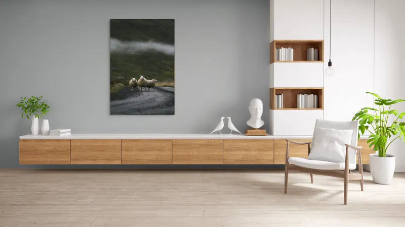Tablou Canvas, "Oile rătăcite pe drumul întunecat", Oi, Drum, Nor, Verdeață, Natură, Coline, Trio, Peisaj., 100 x 150 cm – poza 8