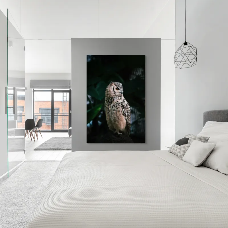 Tablou Canvas, "Bufnița în lumina amurgului pădurii", Bufniță, Penaj, Noapte, Pene, Ochii, Privește, Mister, Natură, Pădure, Răpitor, Silentiozitate, 100 x 150 cm – poza 5