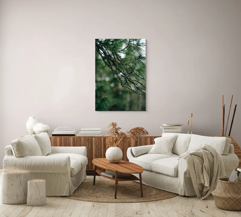Tablou Canvas, "Pasărea ascunsă printre ramuri verzi", Pasăre, Ramură, Frunze, Verde, Natură, Pădure, Pini, Liniște, Calm, Echilibru, 70 x 100 cm – poza 4