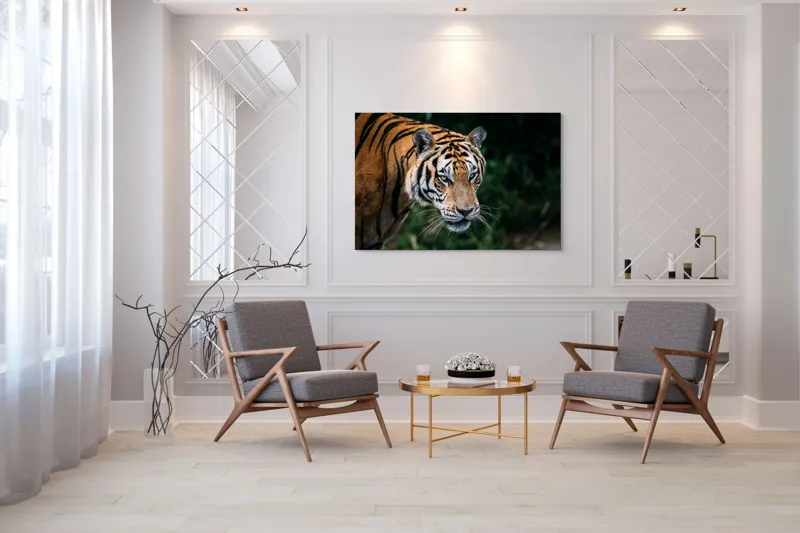 Tablou Canvas, "Tigrul în umbra junglei verzi", Tigru, Privire, Pădure, Puternic, Feline, Blană, Verde, Misterios, 150 x 100 cm – poza 7