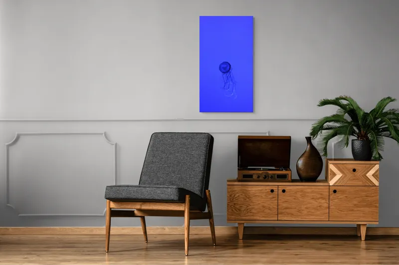 Tablou Canvas, "Meduza în oceanul albastru intens", Meduză, Albastru, Ocean, Lumină, Grație, Contur, Mister, Adâncime, 50 x 90 cm – poza 8