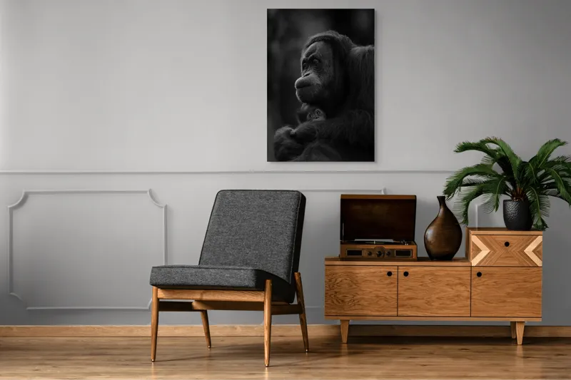 Tablou Canvas, "Iubire maternă în sălbăticie", Mamă, Pui, Îmbrățișare, Protecție, Dragoste, Blândețe, Natură, Grijă, Relație, Afectivitate, 70 x 100 cm – poza 6