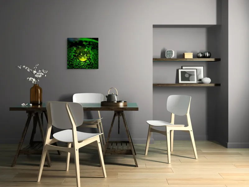 Tablou Canvas, "Prințul broaștelor în habitat natural", Broască, Apă, Vegetație, Verde, Ochi, Natură, Reflexie, Cămuflaj, 50 x 50 cm – poza 8