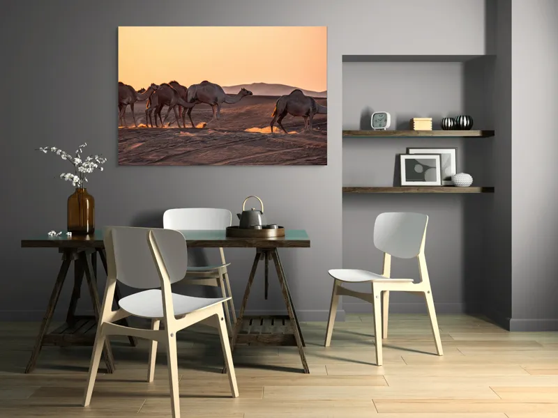 Tablou Canvas, "Caravana cămilelor în deșertul arămiu", Deșert, Cămile, Apus, Nisip, Linie, 150 x 100 cm – poza 5
