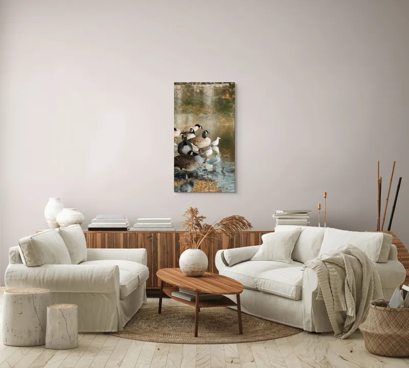 Tablou Canvas, "Gâște și pescăruși pe malul lacului", Gâște, Rățuște, Apă, Mal, Penaj, Natură, Reflecții, Culoare, Liniște, Peisaj., 50 x 90 cm – poza 7