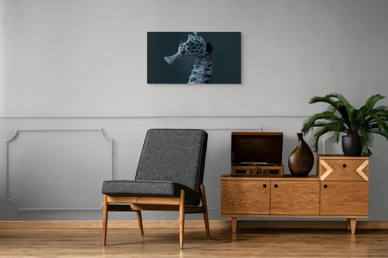 Tablou Canvas, "Căluț de mare multicolor enigmatic", Nu știu cine este în imagine., 90 x 50 cm – poza 6