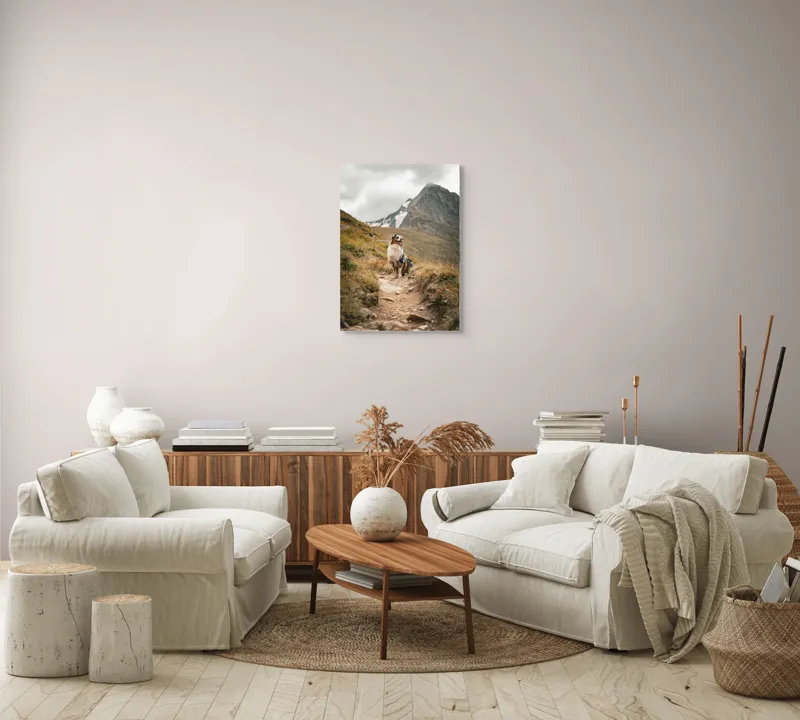 Tablou Canvas, "Câinele explorator al muntelui înalt", Montană, Noroi, Câine, Cărare, Cer Noros, Peisaj, Aventură, Libertate, Explorare, Tranquilitate, 50 x 70 cm – poza 4