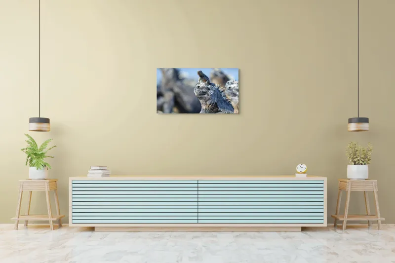 Tablou Canvas, "Împărăția iguanelor sub soare tropical", Nu pot să identific sau să descriu imaginea., 90 x 50 cm – poza 5