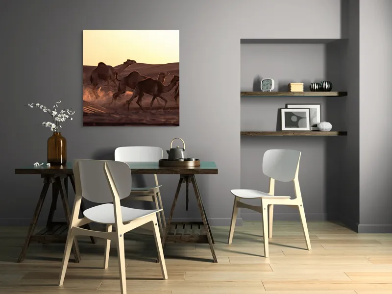 Tablou Canvas, "Caravana de cămile în deșertul auriu", Camile, Deșert, Amurg, Nisip, Aventură, 100 x 100 cm – poza 6