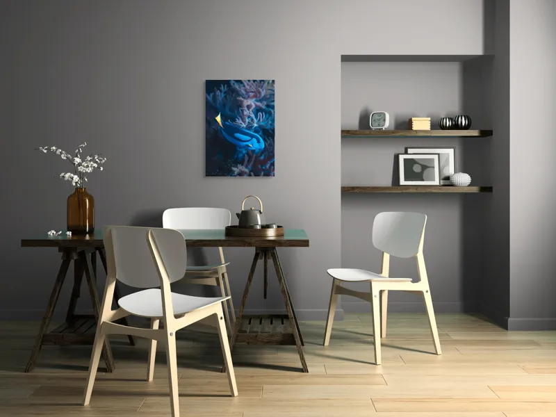 Tablou Canvas, "Peștișor azuriu în adâncurile oceanului", Albastru, Vibrant, Coral, Acvatic, Înotător, Oceanic, Exotism, Grație, Eleganță, Natură, 50 x 70 cm – poza 5