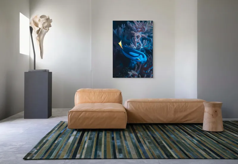 Tablou Canvas, "Peștișor azuriu în adâncurile oceanului", Albastru, Vibrant, Coral, Acvatic, Înotător, Oceanic, Exotism, Grație, Eleganță, Natură, 70 x 100 cm – poza 7