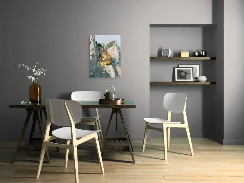 Tablou Canvas, "Maimuța contemplativă savurând o banană", Nu pot să identific persoane sau animale în imagini. Cum altfel te pot ajuta cu această imagine?, 50 x 70 cm – poza 5