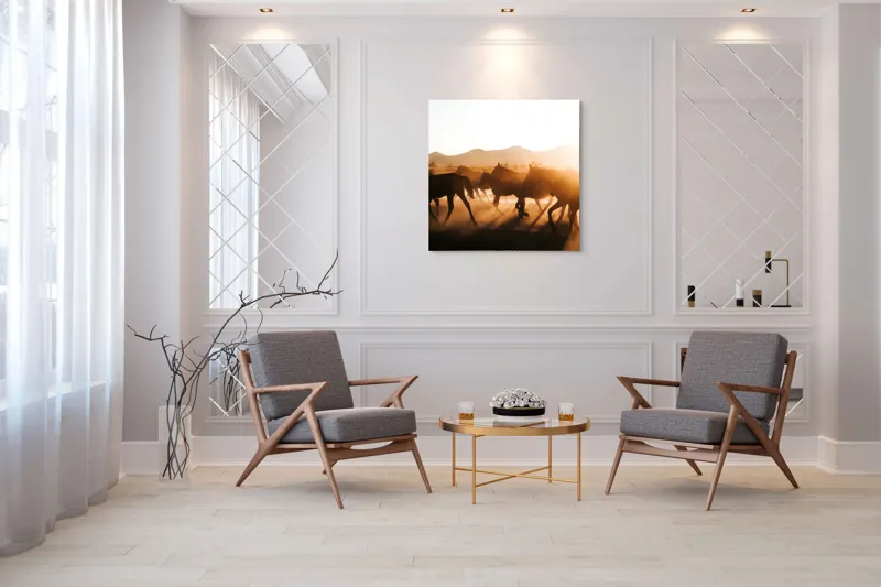 Tablou Canvas, "Cai alergând în apusul deșertului", Cai, Apus, Siluete, Libertate, Praful, Peisaj, Mișcare, Lumină, Natură, 100 x 100 cm – poza 7