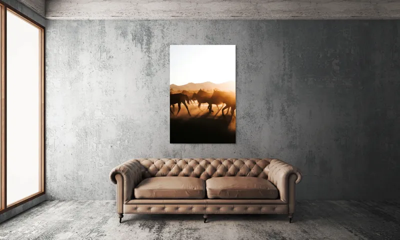 Tablou Canvas, "Cai alergând în apusul deșertului", Cai, Apus, Siluete, Libertate, Praful, Peisaj, Mișcare, Lumină, Natură, 100 x 150 cm – poza 6