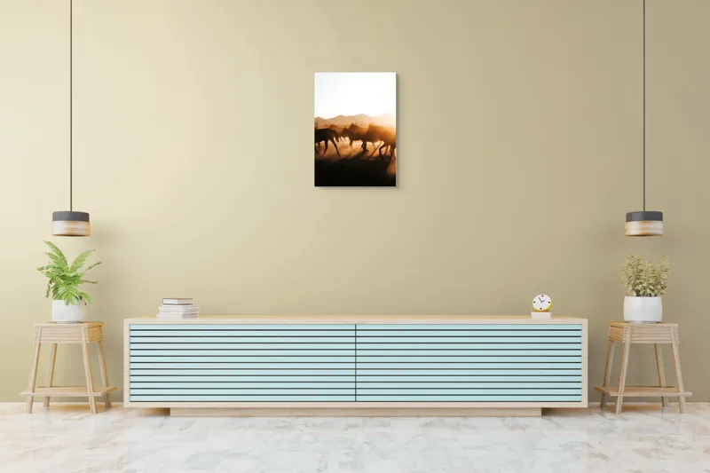 Tablou Canvas, "Cai alergând în apusul deșertului", Cai, Apus, Siluete, Libertate, Praful, Peisaj, Mișcare, Lumină, Natură, 50 x 70 cm – poza 6