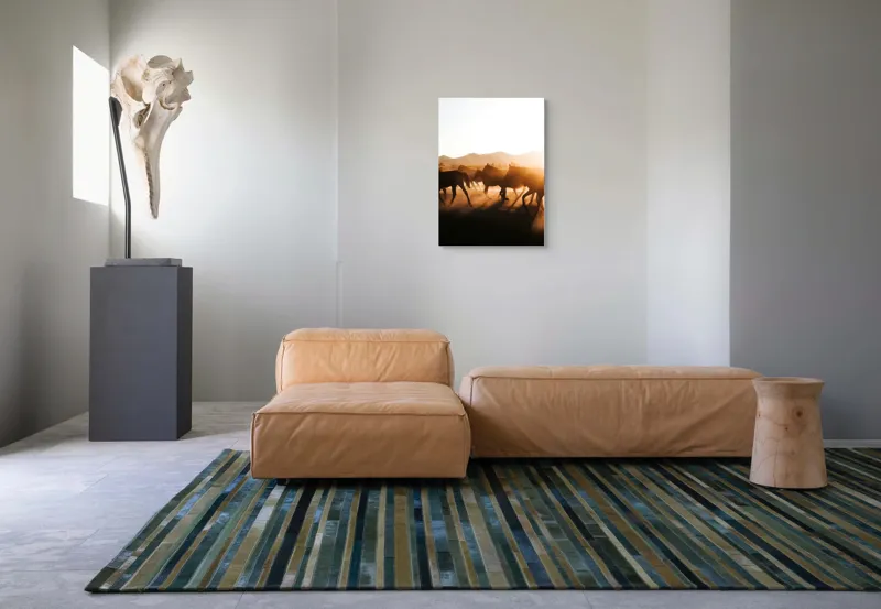 Tablou Canvas, "Cai alergând în apusul deșertului", Cai, Apus, Siluete, Libertate, Praful, Peisaj, Mișcare, Lumină, Natură, 50 x 70 cm – poza 7