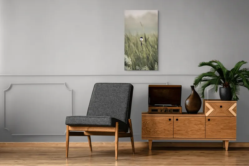 Tablou Canvas, "Pasărea singuratică în câmpul de iarbă", Pasăre, Luncă, Delicatețe, Natură, Măreție, Linie, Verde, Câmpie, Solitudine, Armonie, 50 x 90 cm – poza 8