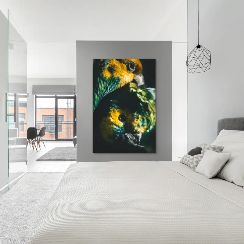 Tablou Canvas, "Îmbrățișarea misterioasă a papagalilor vibranți", Colorat, Plumaj, Contrast, Ochii, Frumos, Dinamic, Natural, Împerechere, 100 x 150 cm – poza 5