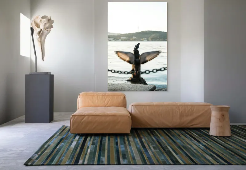 Tablou Canvas, "Porumbel la apus pe malul apei", Porumbel, Zbor, Lumină, Apus, Lac, Natură, Lanț, Tihnă, 100 x 150 cm – poza 7