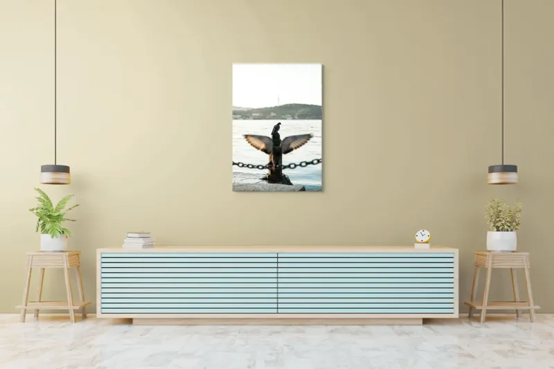 Tablou Canvas, "Porumbel la apus pe malul apei", Porumbel, Zbor, Lumină, Apus, Lac, Natură, Lanț, Tihnă, 70 x 100 cm – poza 5