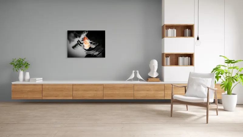 Tablou Canvas, "Peștișorul de aur în apă întunecată", Pește, Apă, Unde, Reflecție, Koi, Contrast, Înot., 100 x 70 cm – poza 6