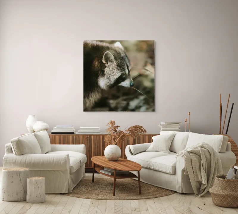 Tablou Canvas, "Blândul spion al pădurii verzi", Blană, Dungi, Urechiușe, Natură, Nas, Verdeață, 100 x 100 cm – poza 3