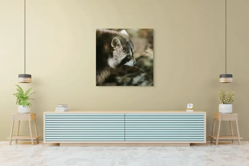 Tablou Canvas, "Blândul spion al pădurii verzi", Blană, Dungi, Urechiușe, Natură, Nas, Verdeață, 100 x 100 cm – poza 5