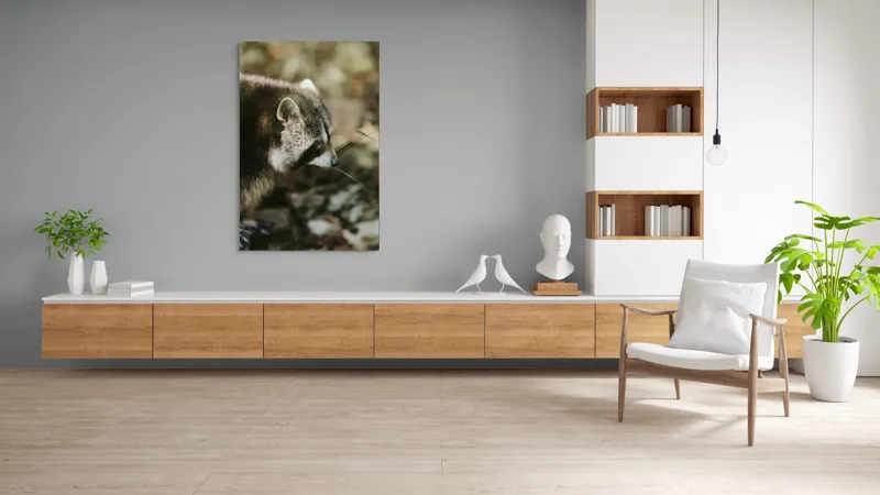 Tablou Canvas, "Blândul spion al pădurii verzi", Blană, Dungi, Urechiușe, Natură, Nas, Verdeață, 100 x 150 cm – poza 8