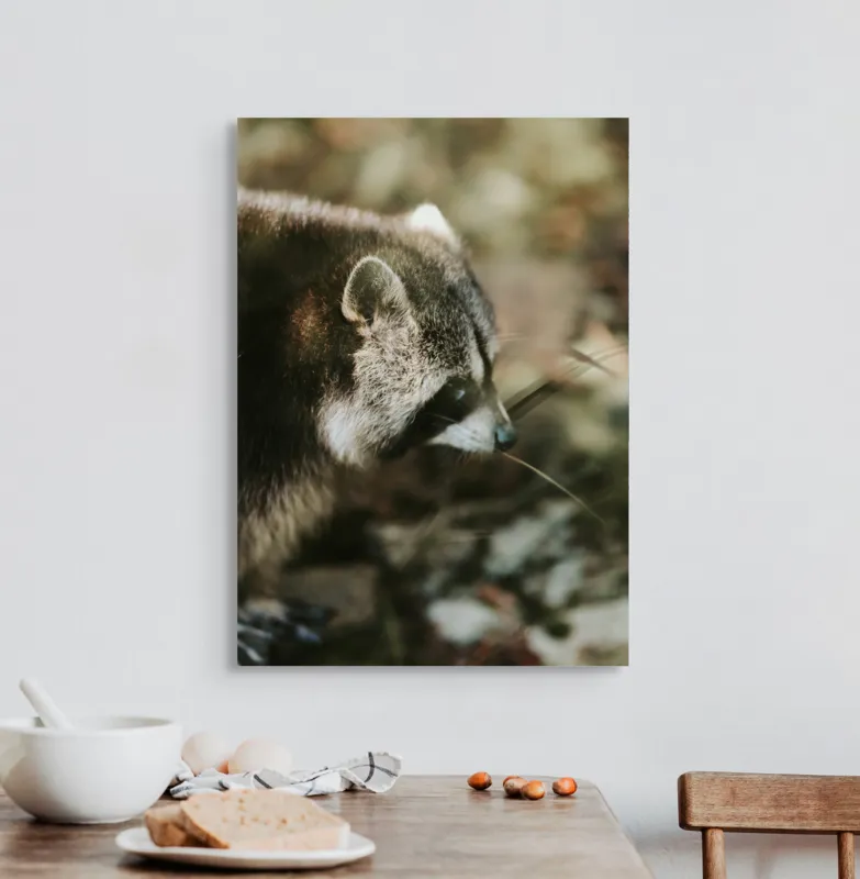 Tablou Canvas, "Blândul spion al pădurii verzi", Blană, Dungi, Urechiușe, Natură, Nas, Verdeață, 50 x 70 cm – poza 3