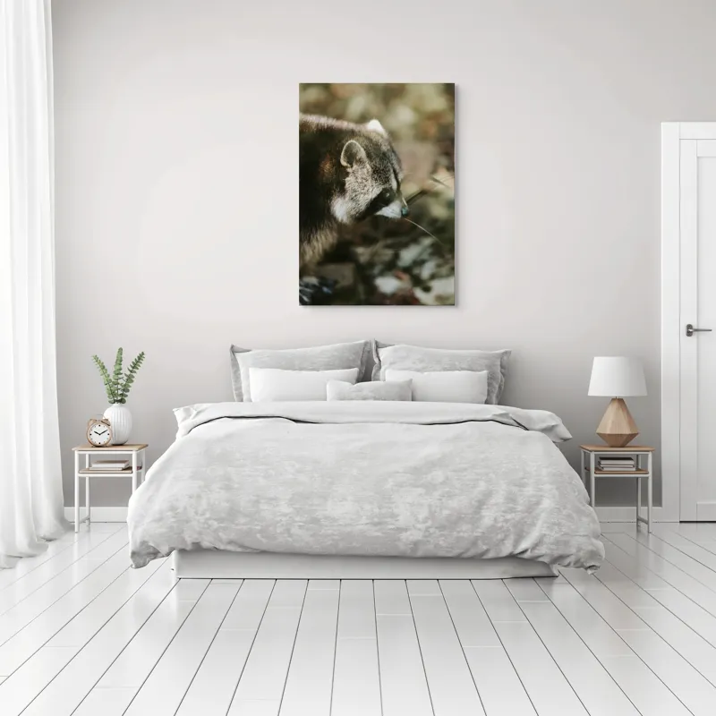 Tablou Canvas, "Blândul spion al pădurii verzi", Blană, Dungi, Urechiușe, Natură, Nas, Verdeață, 70 x 100 cm – poza 3
